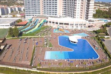 Jupiter Albufeira Hotel, Family & Fun