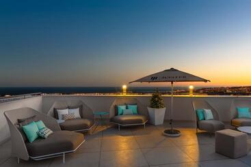 Jupiter Albufeira Hotel, Family & Fun