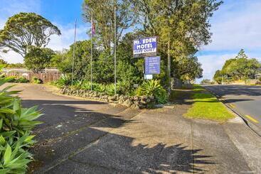 Mount Eden Motel
