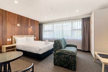 Thermal Oak Motel