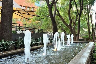 Anew Hotel Parktonian Johannesburg