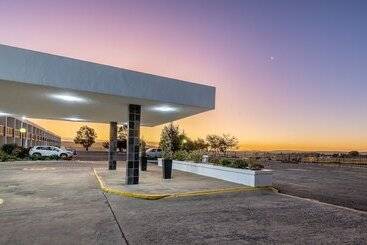 هتل African Sky Harrismith Inn