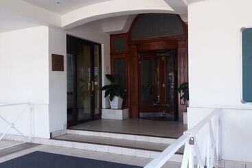 هتل The Balmoral Halaal