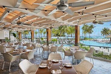هتل Fairmont El San Juan