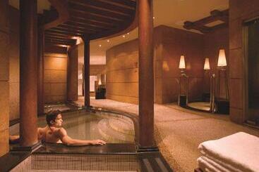 هتل Fairmont Singapore