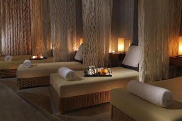 هتل Fairmont Singapore