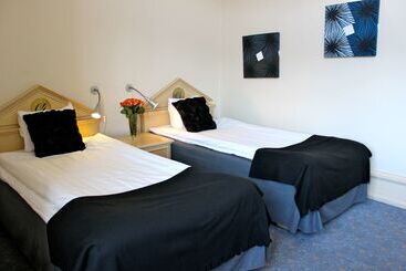 First Hotel Christian Iv