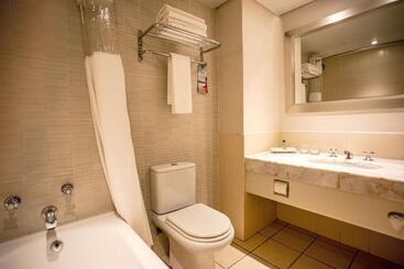 هتل Garden Court Kimberley