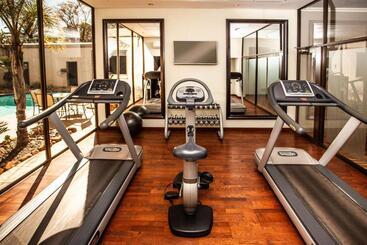 هتل Garden Court Kimberley