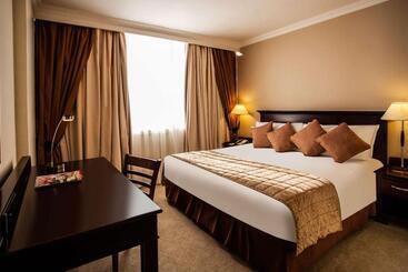 هتل Garden Court Kimberley