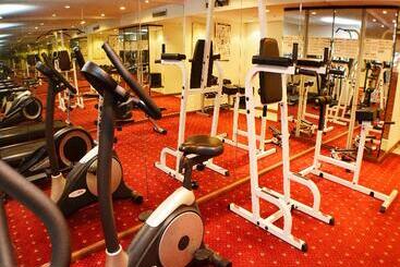 هتل Grand Pacific