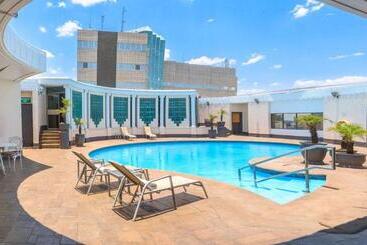 هتل Hyatt Regency Harare The Meikles