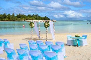 هتل Muri Beach Club
