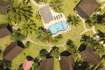 هتل Palm Grove