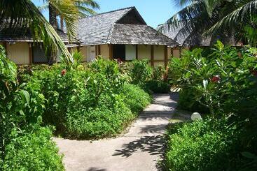 هتل Palm Grove