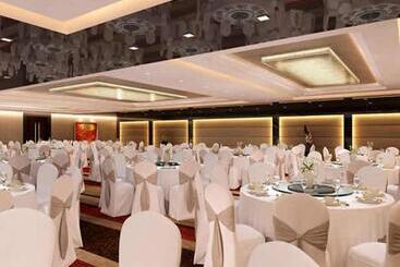 هتل Peninsula Excelsior Singapore, A Wyndham