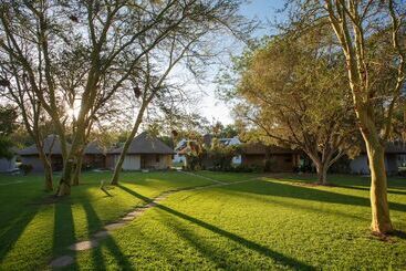 Protea Hotel By Marriott Oudtshoorn Riempie Estate