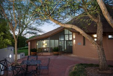 Protea Hotel By Marriott Oudtshoorn Riempie Estate