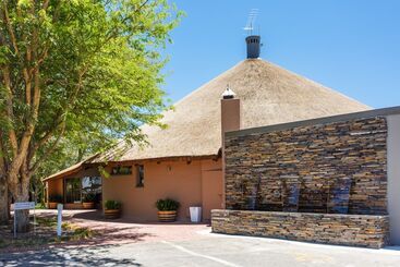 Protea Hotel By Marriott Oudtshoorn Riempie Estate