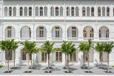 هتل Raffles  Singapore