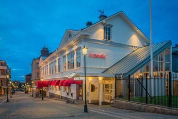 هتل Scandic Arvika