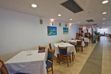 هتل Sirena Saturn All Inclusive