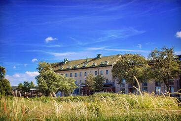 هتل Skansen Båstad