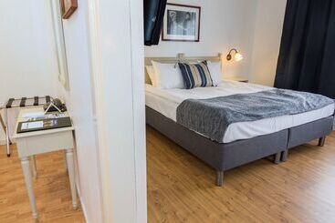 L Frykenstrand; Sure Hotel Collection By Best Western