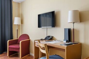 L Frykenstrand; Sure Hotel Collection By Best Western