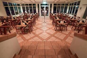 L Frykenstrand; Sure Hotel Collection By Best Western