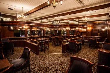 The Royal Hotel By Coastlands Hotels & Resorts