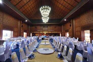 Chiang Mai Orchid Hotel Sha Extra Plus