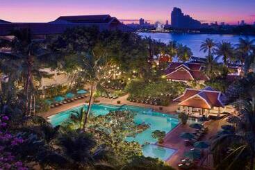 Grand Fortune Hotel Bangkok	 - Banguecoque