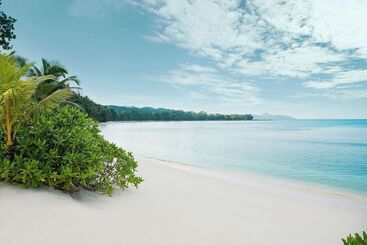 هتل Avani Barbarons Seychelles Resort
