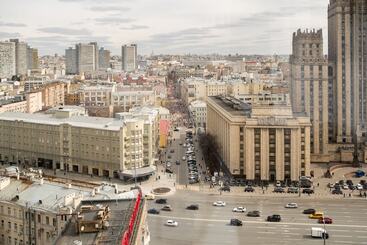 Azimut Hotel Smolenskaya Moscow