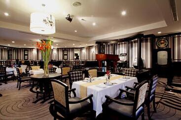 هتل Centara Grand At Central Plaza Ladprao Bangkok