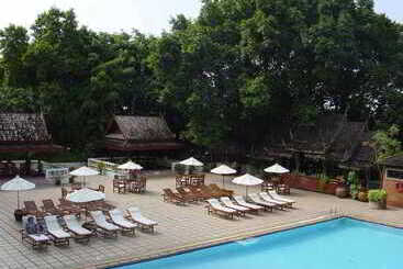 Отель Chiangmai Plaza