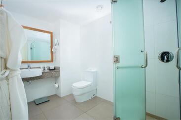 هتل Coral Strand Smart Choice