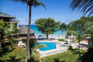 هتل Coral Strand Smart Choice