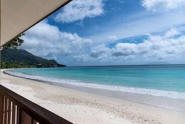 هتل Coral Strand Smart Choice