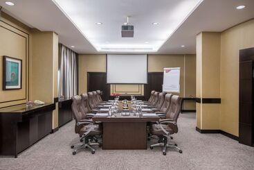 Otel Crowne Plaza Jeddah, An Ihg
