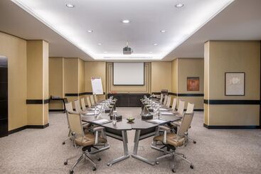 Otel Crowne Plaza Jeddah, An Ihg