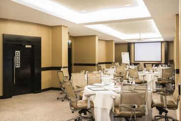 Otel Crowne Plaza Jeddah, An Ihg