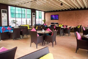Otel Crowne Plaza Jeddah, An Ihg