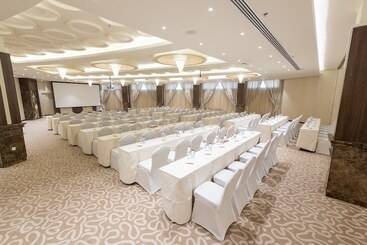酒店 Crowne Plaza Riyadh Palace, An Ihg