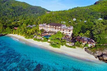 هتل Doubletree By Hilton Seychelles   Allamanda Resort & Spa