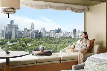 هتل Dusit Thani Bangkok