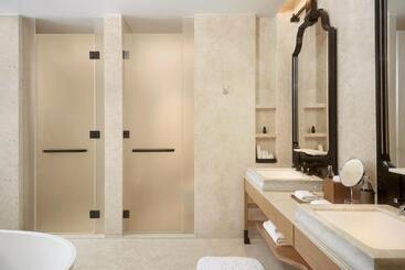 هتل Dusit Thani Bangkok