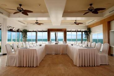 هتل Dusit Thani Laguna Phuket
