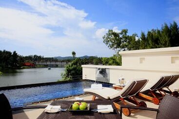هتل Dusit Thani Laguna Phuket